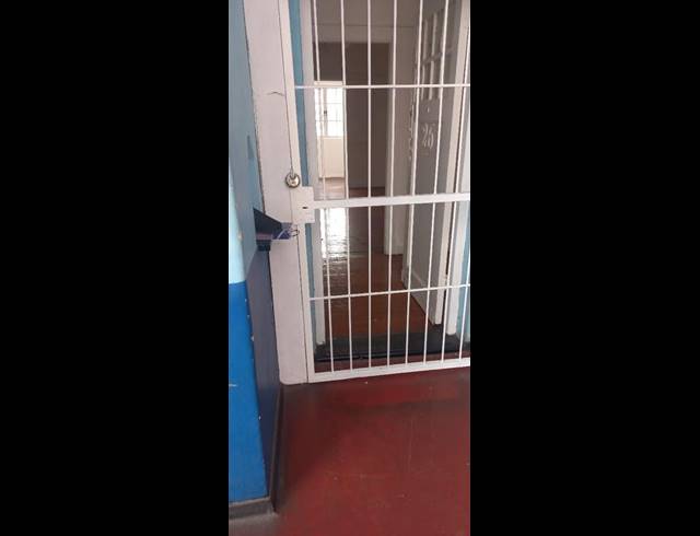 2 BEDROOM APARTMENT FOR SALE IN ESPLANADE